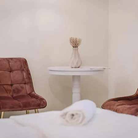 Apartmanhaz Soho 아파트 *