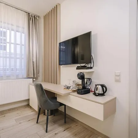 아파트 Apartmanhaz Soho 기오르