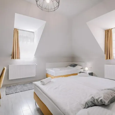 Apartmanhaz Soho * Gyor