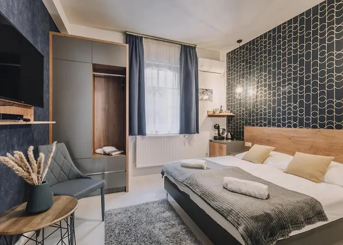 Apartmanhaz Soho * Győr